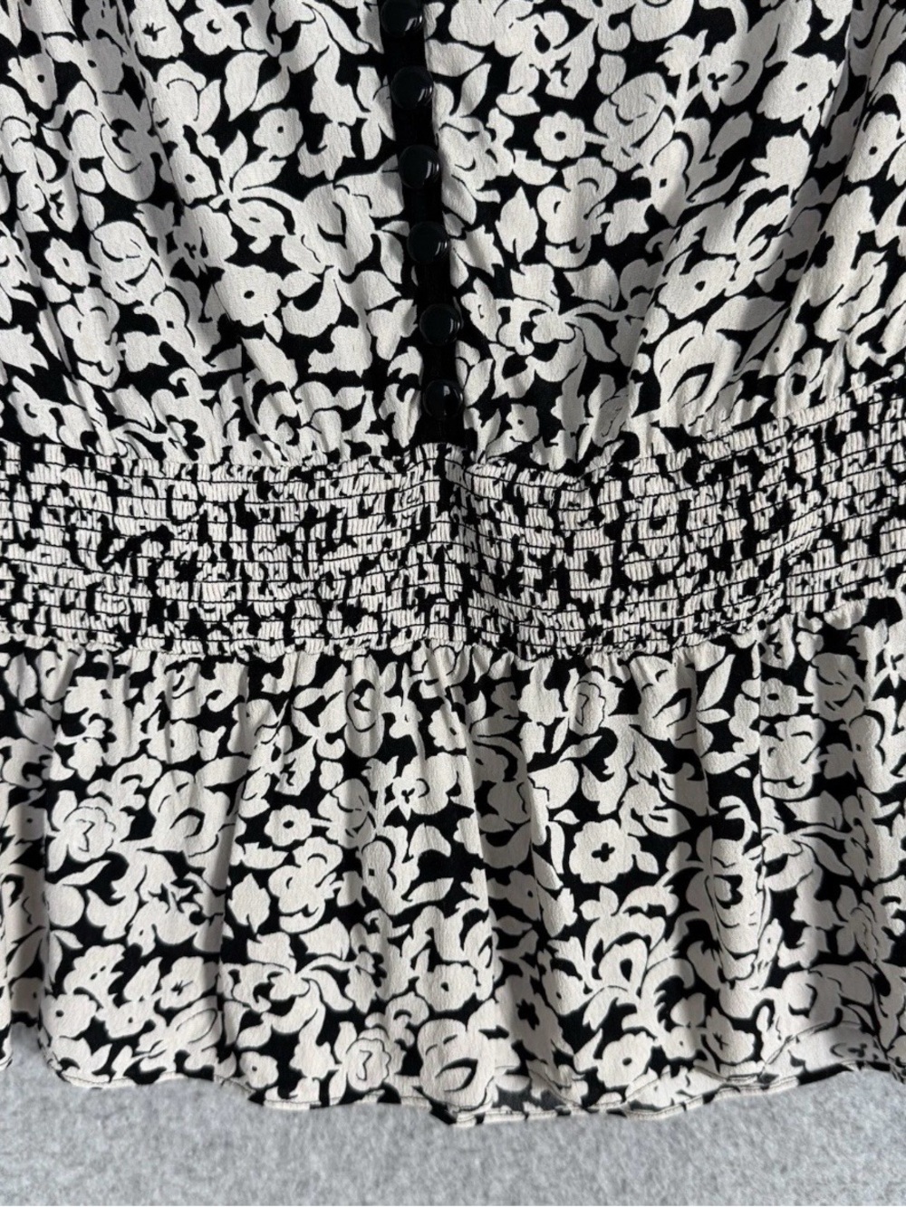 Tracy Reese x Anthropologie Floral Peplum Blouse Black Cream Smocked Waist Small - Picture 6 of 15